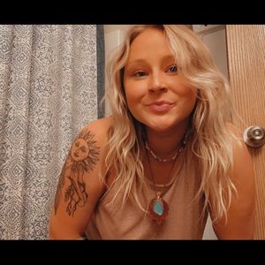 Meet your Posher, Katie ✨